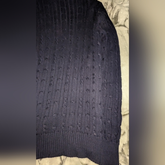 Izod Sweater Size Large - Picture 2 of 8